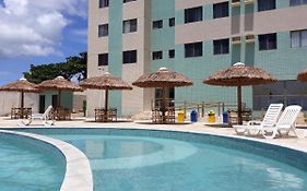 Apartamento com 2 quartos de FRENTE PARA O MAR